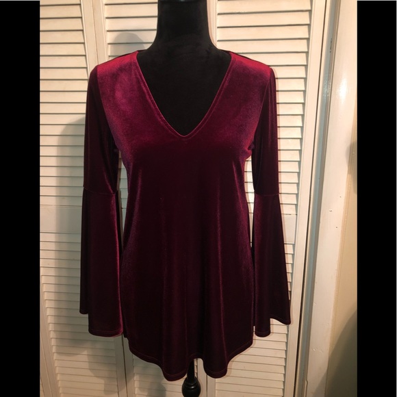 Karen Kane Tops - Karen Kane velvet top